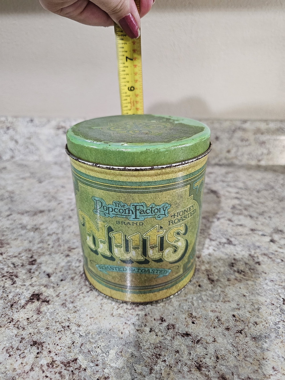Vintage Ballonoff Nuts Tin - Picture 10 of 11
